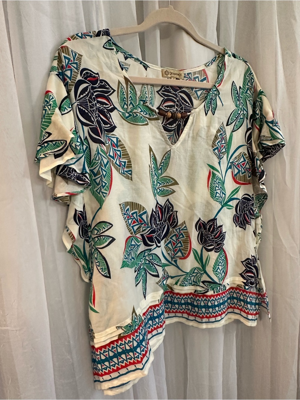 Democracy Boho Floral V-Neck Short Sleeve Top - Ivory/Green.